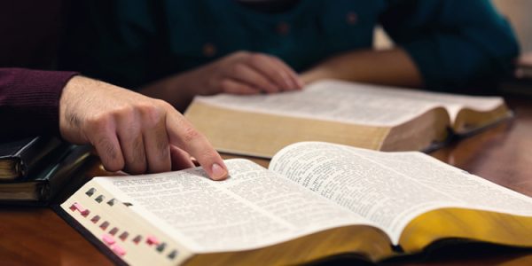 10 dicas de como Estudar a Bíblia agradando a Deus